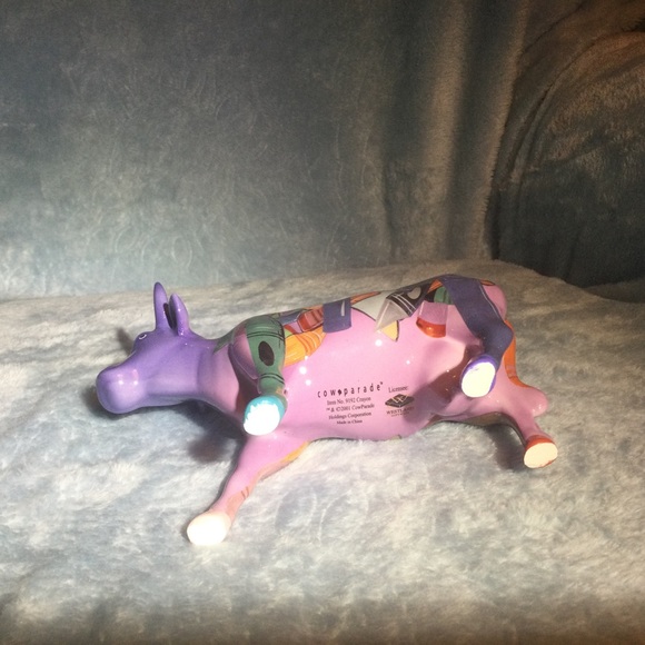 Vintage “ Cow Parade” Crayon Cow Figurine by Westland Giftware - Picture 4 of 10